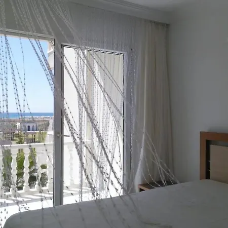 Deniz Kenarinda Triplex Uygun Fiyat Vila Kumluca