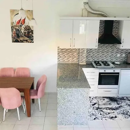Deniz Kenarinda Triplex Uygun Fiyat Villa *